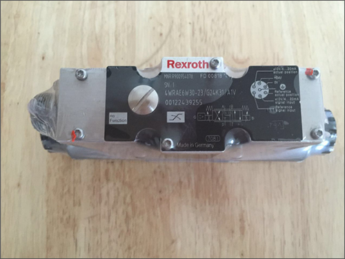 力士樂(lè) Rexroth                              R900954078 4WRAE6W30-2X G24K31 A1V